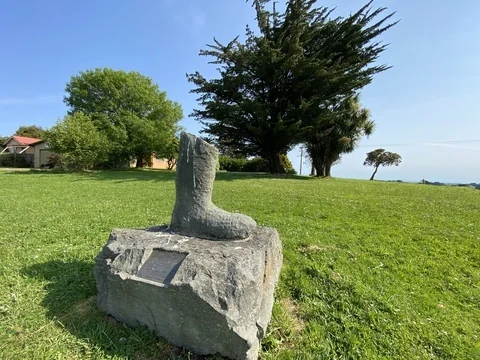클리프 영 파크 (Cliff Young Park)